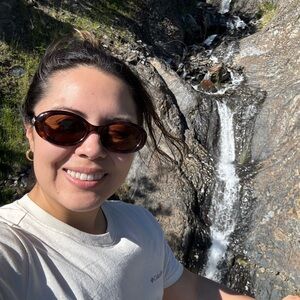 Meet your Posher, Melissa